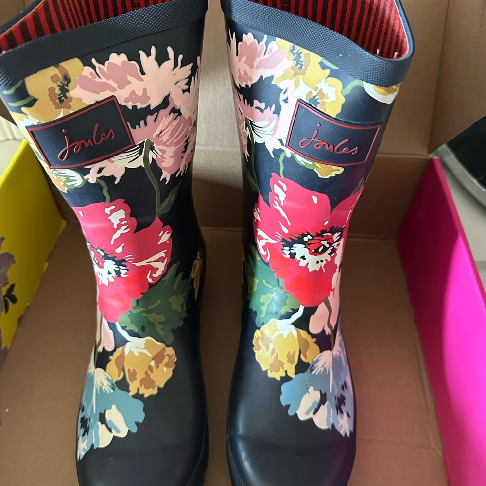 Joules Women's Floral Rain Boots - Black and Red
